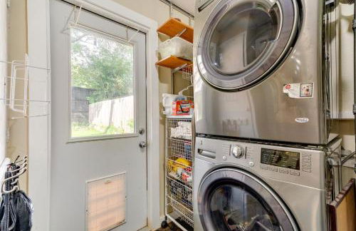 Austin Home Near Zilker Park with Yard Pets Allowed - Photo 28