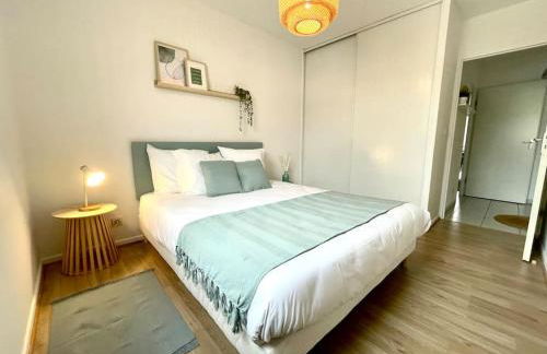 Le Central - Confort et Calme au centre-ville - Lits Queen Size - Foto 12