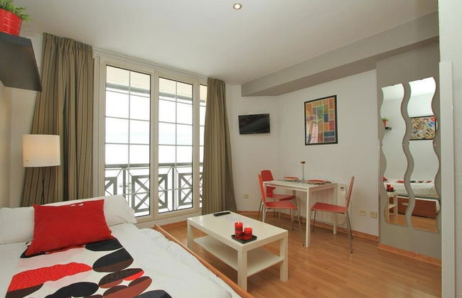 Inside Plaza Sierra Nevada - Foto 4