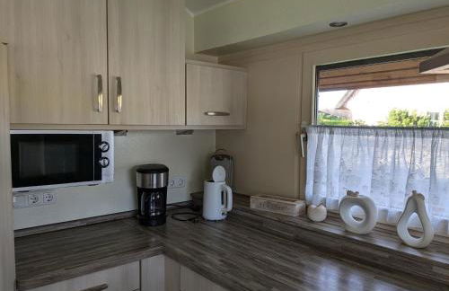 Ferienhaus Hermann mit Garten, Terrasse, Kamin und 300m zum Deich/ Salzwiesen - Photo 13