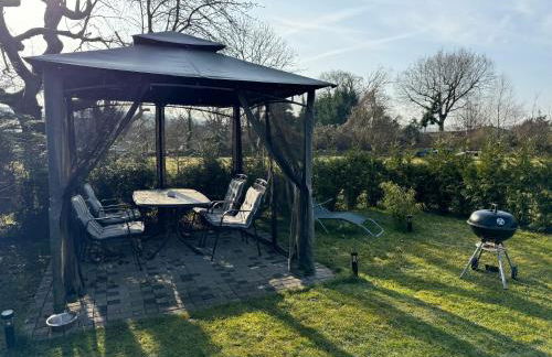 Ferienwohnung am See Dillich - Hunde willkommen - Eigener eingezäunter Garten - Ruhige Lage - Foto 4