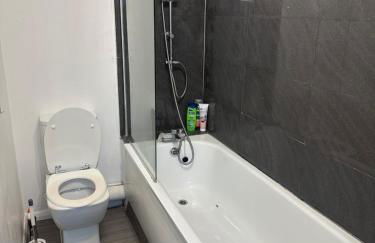 Maya-Ama Cosy 2 Bedroom Flat Near Lakeside Shopping Centre And Grays - Foto 6