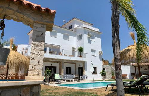 Los Nísperos - Photo 8