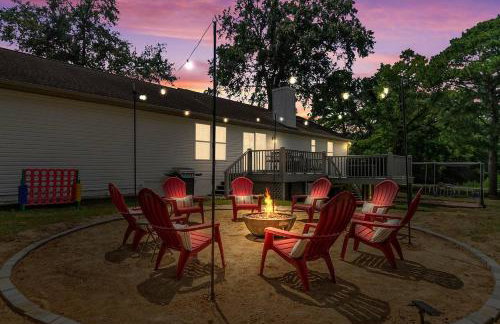 3 King Beds- Hot Tub, Game Room, Firepit - Foto 9