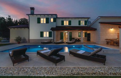 4 Bedroom Gorgeous Home In Pican - Photo 22