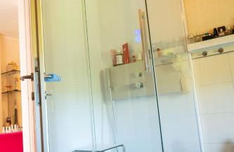 Cathedral-luxury-stay sauna & massage - Foto 41