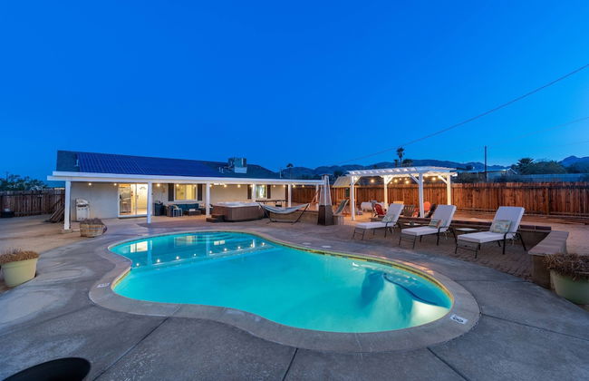 Desert Oasis Cozy Comfort Meets Outdoor Luxury - Foto 58