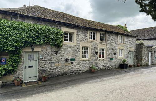 Superbly Appointed 3 Bedrooms and 3 Bathrooms - Foto 1