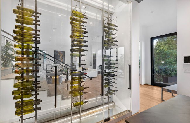 Beverly Glen Hillside Haven - Photo 36