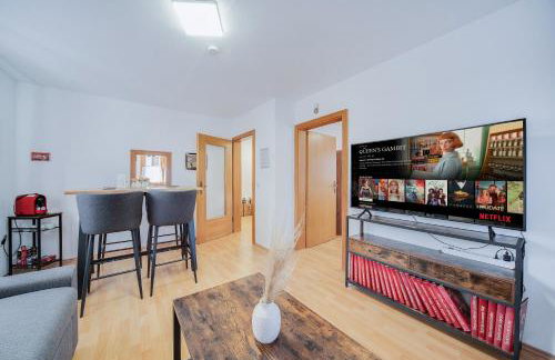 FEWO-LAVEES moderne zentrale FeWo nahe OMV Wacker Kliniken Burg -Eigener Eingang-Schlüsselloser Check in - Foto 22