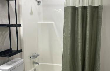 HomeSuite Cabin near Choctaw Casino Fun - Foto 8