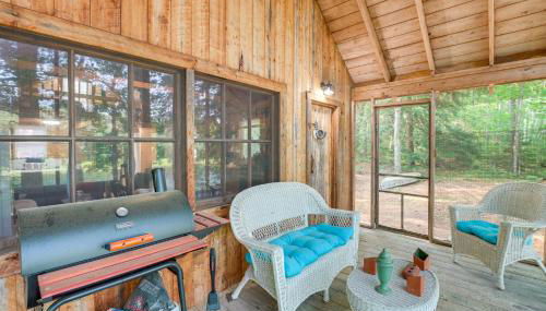 Riverfront Greenbush Studio with Porch and Views! - Foto 2