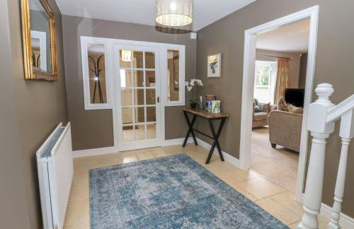 Hollymoor Hall Farm - Photo 2