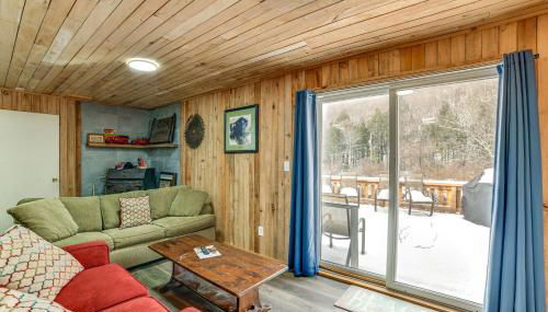 Mtn-View Deck and Grill Creekside Catskills Cabin! - Foto 3