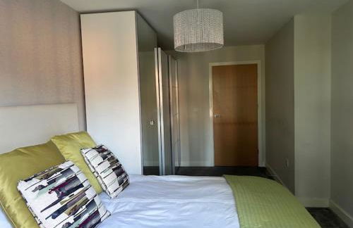 Three Bedroom Stylish London Apartment - Foto 10