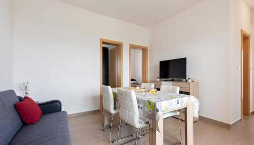 Simplistic Apartment in Neviđane near Sea - Foto 2