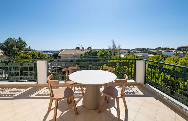 Vouliagmeni Athenian Riviera Villa - Photo 33