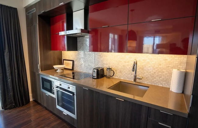 Lanterra Downtown Cn Tower - Photo 36