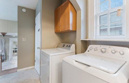 Mins to Zoo - Capitol Heights Hideaway - Foto 34