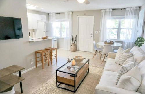 Serenity at Seascape: Steps to the beach & Shops - Foto 1