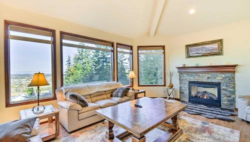 Stunning Sequim Hideaway with Hot Tub and Views - Foto 5