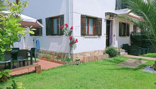 Chalet adosado entre playas - Foto 3, Garden