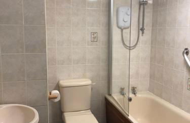 3bed Apartment Sleeps 5- Parking, Wifi, Near Beach - Foto 14