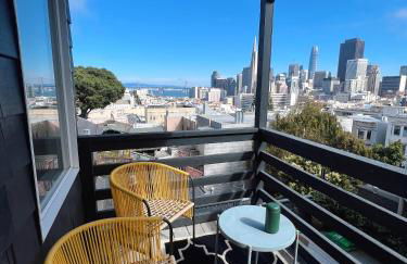Charming 2BR Cottage with Bay and City Views-Gated Luxury Private Place - Foto 2