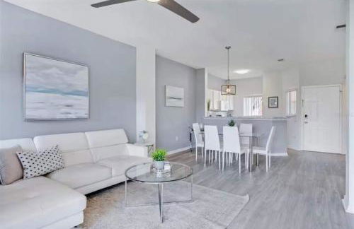 SUPER YES - MANY AMENITIEs RELAX GYM COURTs - Foto 4