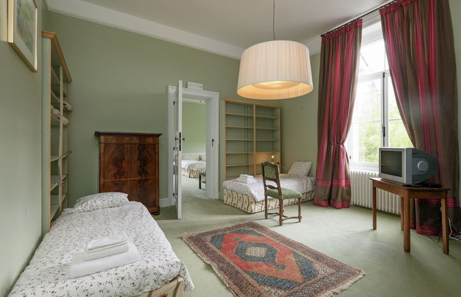 Beautiful Manor House in a Park Near Rochefort - Foto 10