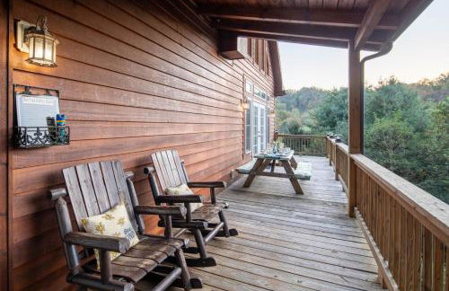 Mountain Retreat with Hot Tub, Game Room and Views - Foto 75