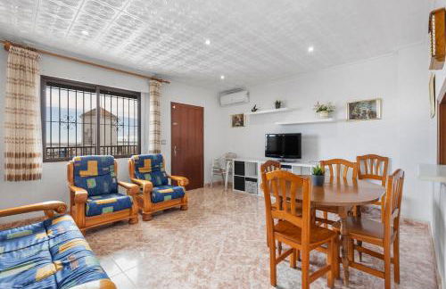 Ground Floor Seaside Residence with AC - Foto 7