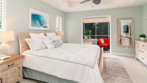 4BR Beach House Private Pool Minutes to Beach - Foto 4