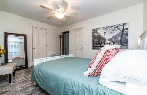 Chelsea Lake House, Game Room, & Pontoon-rental - Foto 16