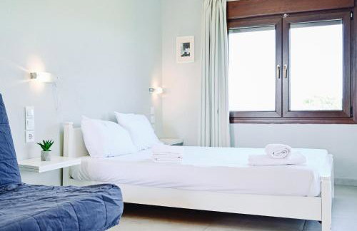 Evangelia's Family House - Photo 9