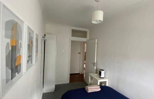 2 Bedroom Flat in Camberwell Green - Central Location with excellent connections to tourist attractions and main London airports - Photo 24