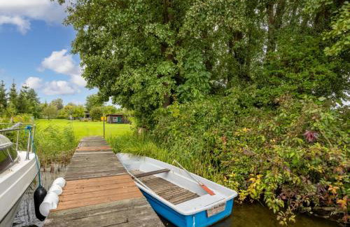 Nelsen mit Ruderboot auf Wassergrundstück - Photo 3