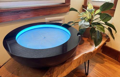 Large, Comfortable & Conveniently located Home - Foto 15