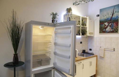 Midnight blues for 3 people near the airport - Foto 38