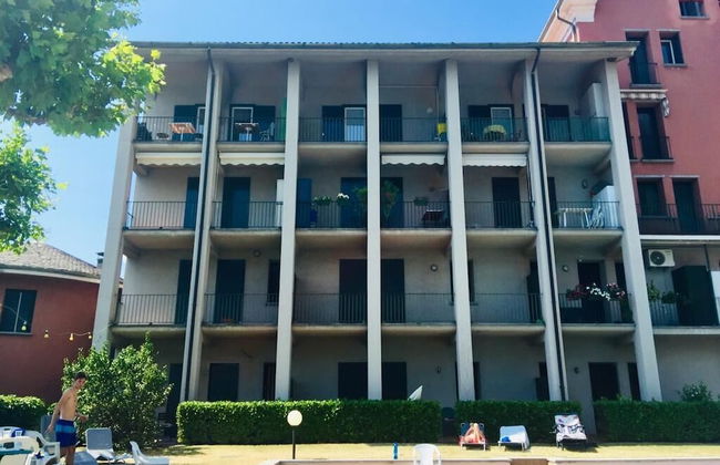 Mamma Ciccia Holiday Home - Front Lake Apartment, beach and swimming pool - Foto 29