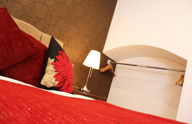 Breck Blackpool - Photo 9