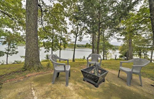 Kentucky Lake Cabin with Private Dock and Fire Pit - Foto 19