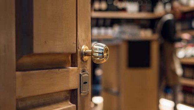 Visita a la vinoteca Wine House - Foto 3, Bienvenidos a Wine House