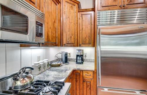 Luxe Trillium Home with Fire Pit, 5 Mi to Cashiers - Foto 9