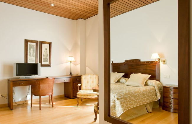 Hotel de Bodegas Hacienda Albae - Photo 15