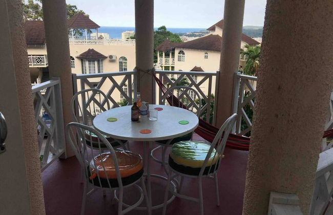 1 Bed Villa - Sleeps 2 - Garden - Parking - Wifi - Foto 1