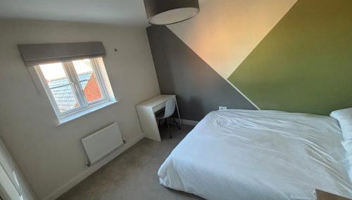 Entire 4 Bed House for Silverstone F1 - Foto 2