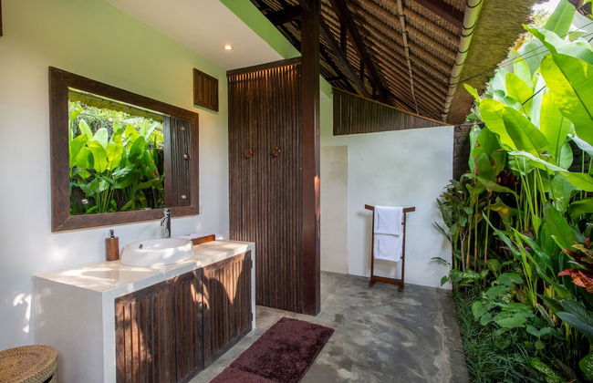 Luxury Jungle Villa, 3 BR, Ubud With Staff - Foto 62