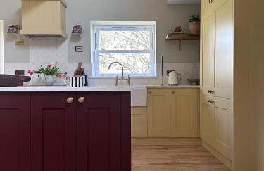 The Old Piggery, countryside barn with hot tub - Foto 2