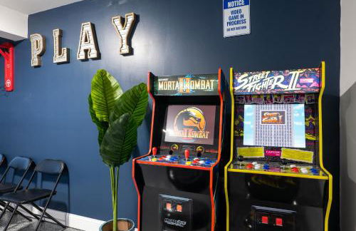 NEW! Updated Mystic Home w/ Sauna, Hot Tub & Deck - Foto 37